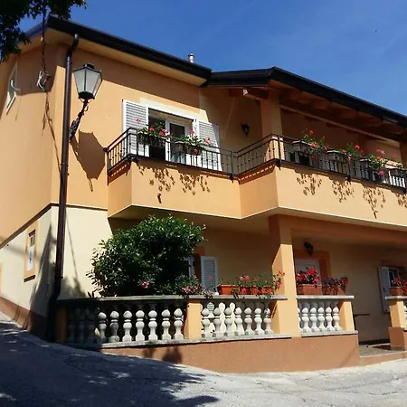 Apartment Neja Šmrika